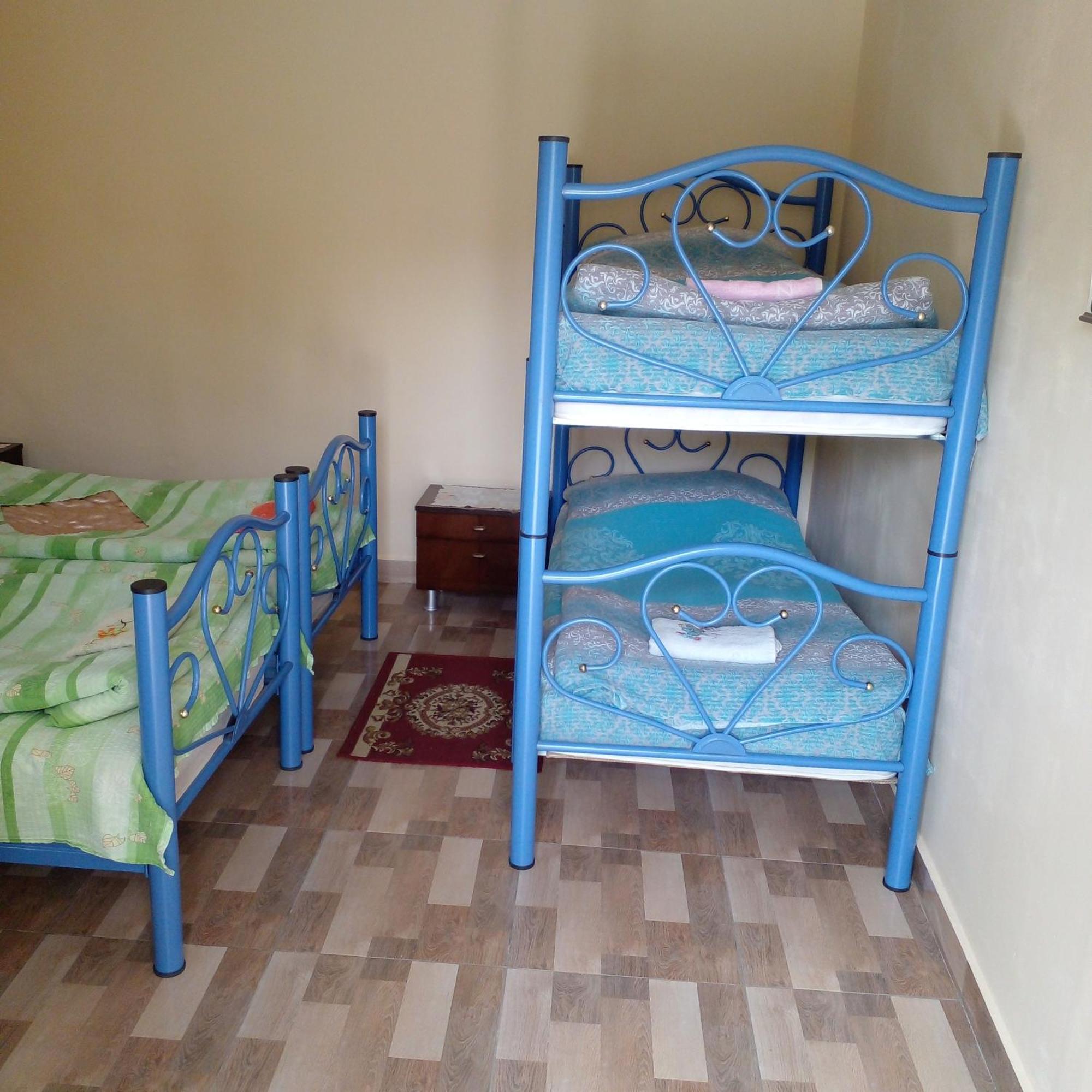 Giorgi'S Homestay Kutaisi Exterior foto
