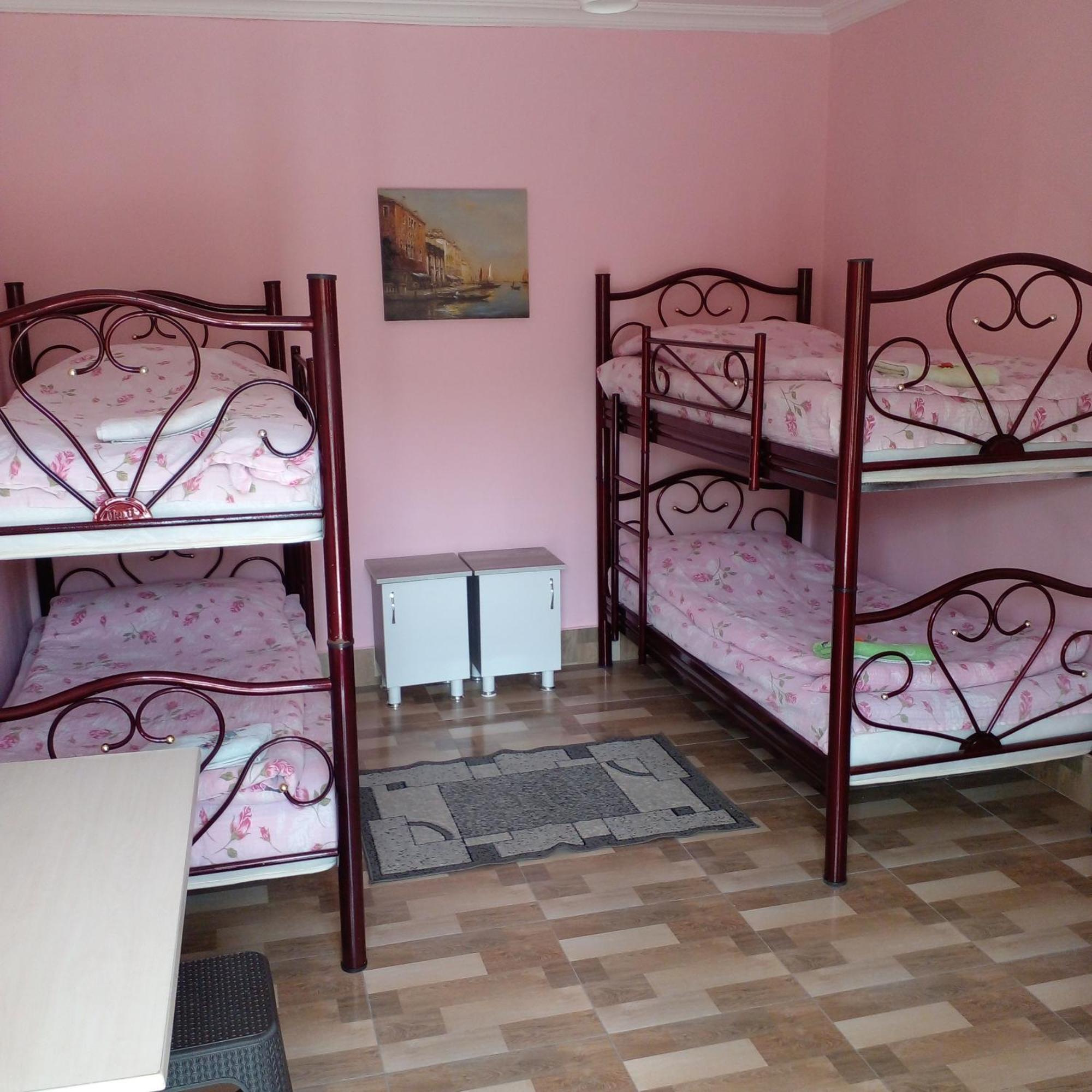 Giorgi'S Homestay Kutaisi Exterior foto