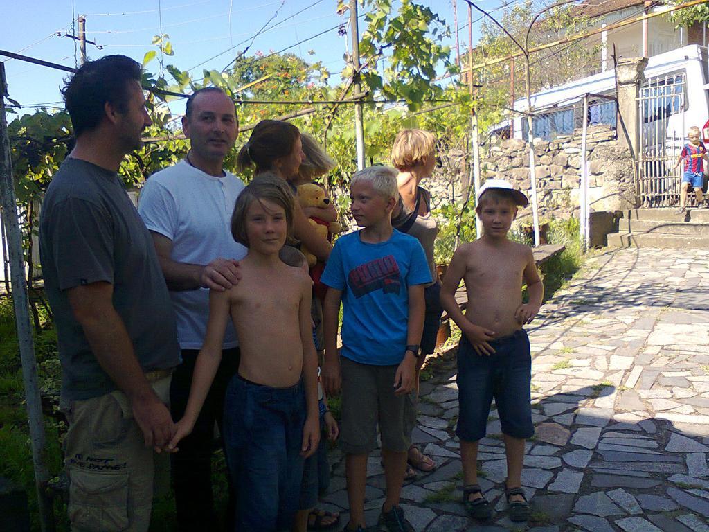 Giorgi'S Homestay Kutaisi Exterior foto