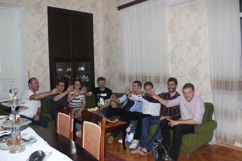 Giorgi'S Homestay Kutaisi Exterior foto