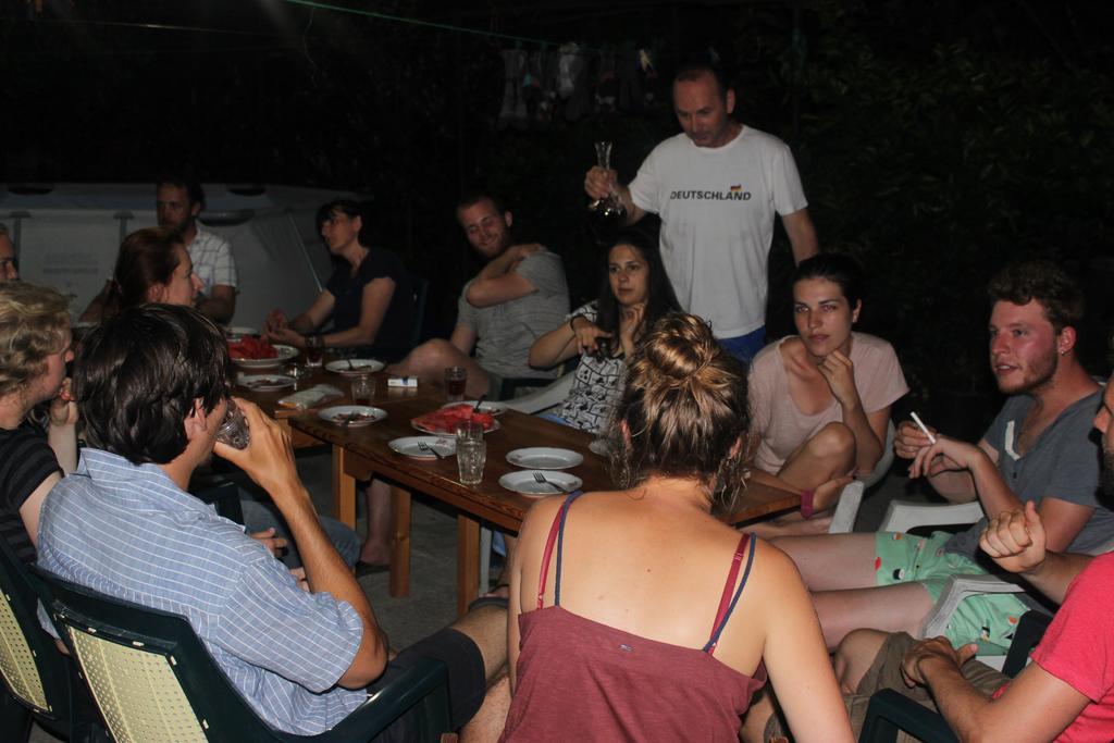 Giorgi'S Homestay Kutaisi Exterior foto